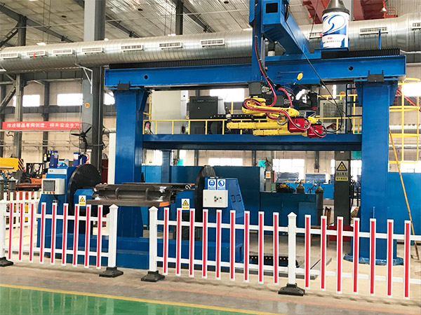 大型龍門(mén)雙機(jī)器人吊裝軌道工作站案例！